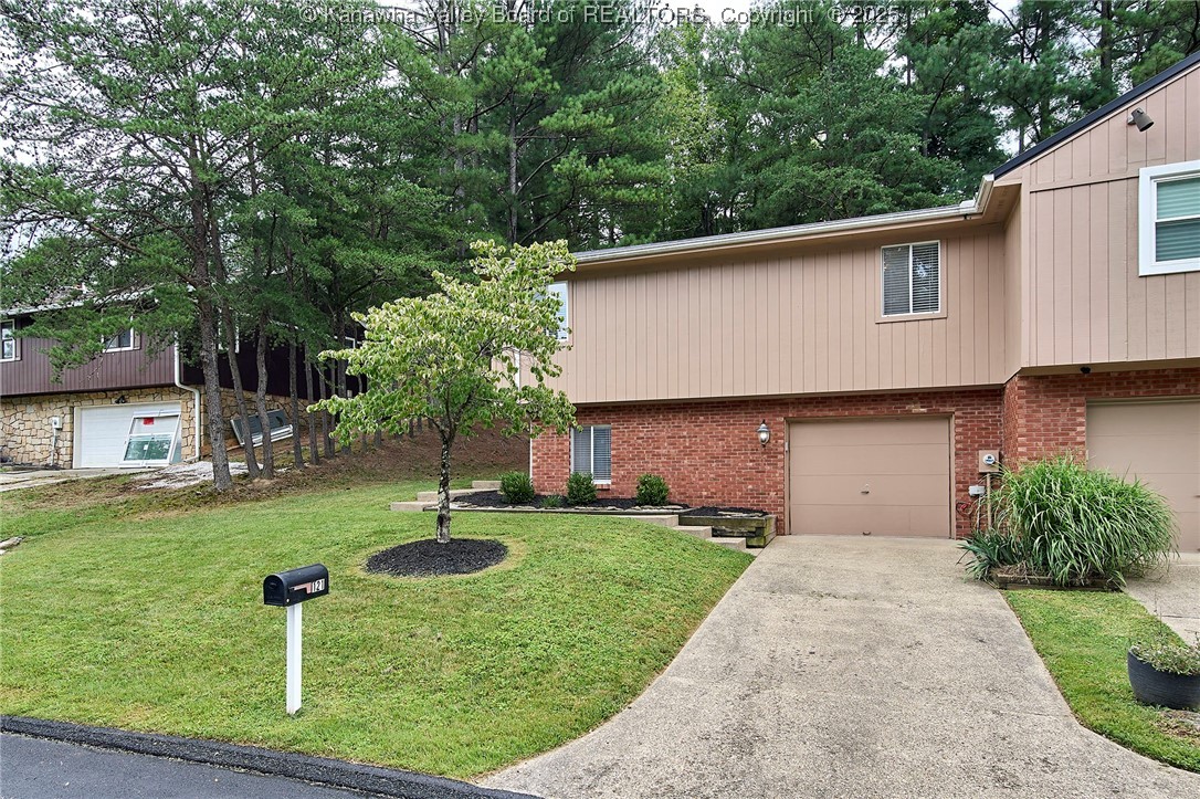 121 Woodbridge Drive