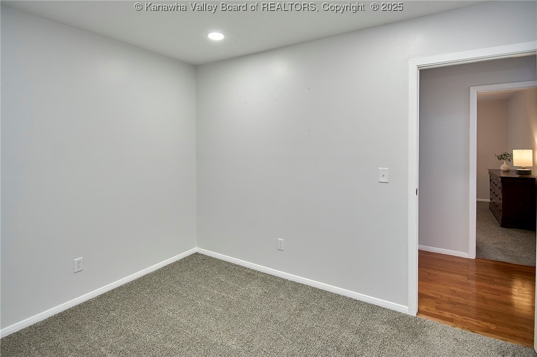 121 Woodbridge Drive