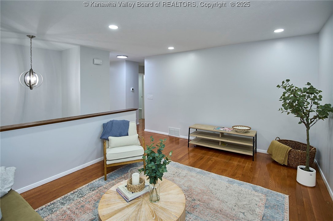 121 Woodbridge Drive