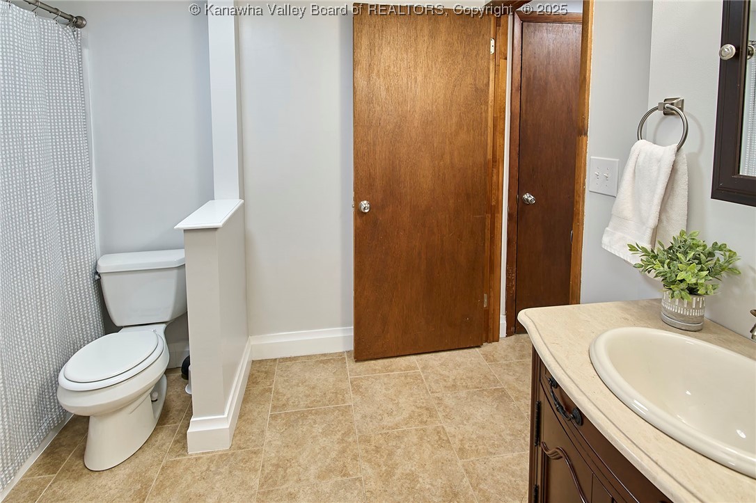 121 Woodbridge Drive