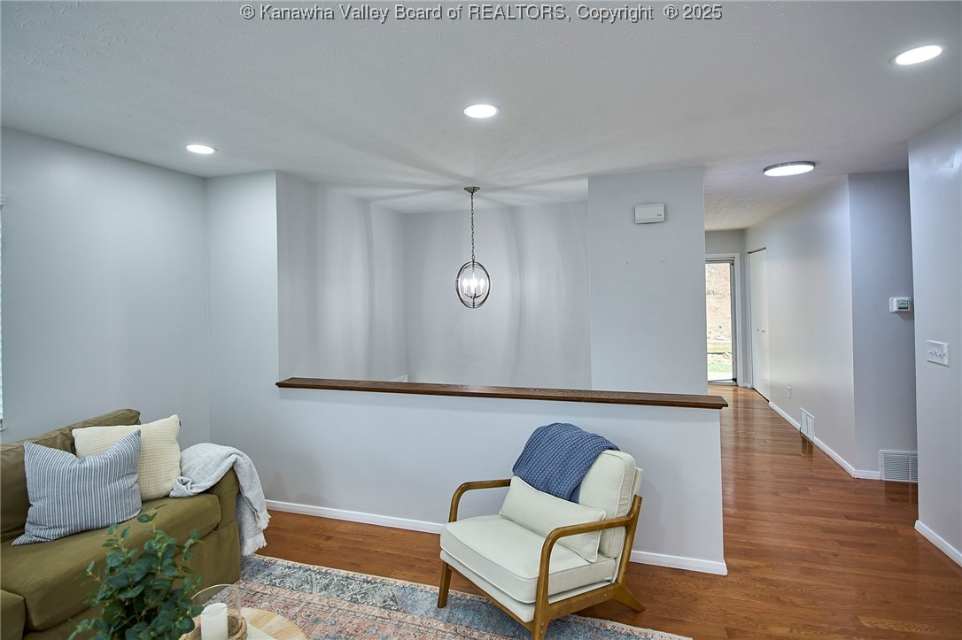 121 Woodbridge Drive