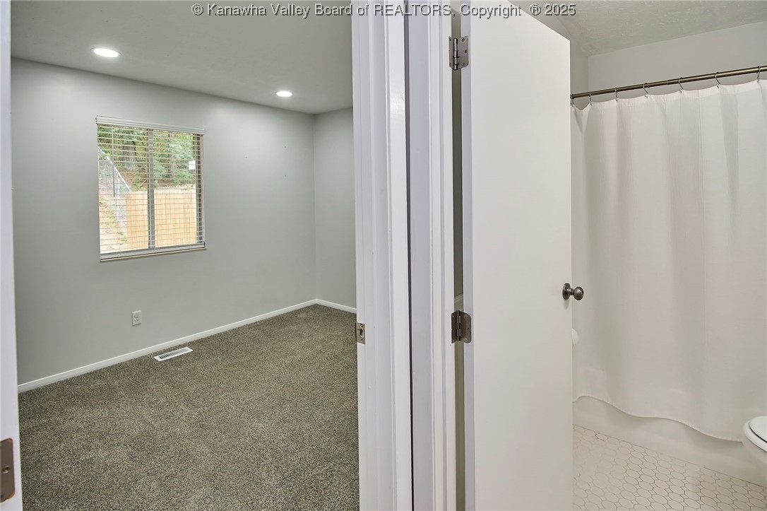 121 Woodbridge Drive