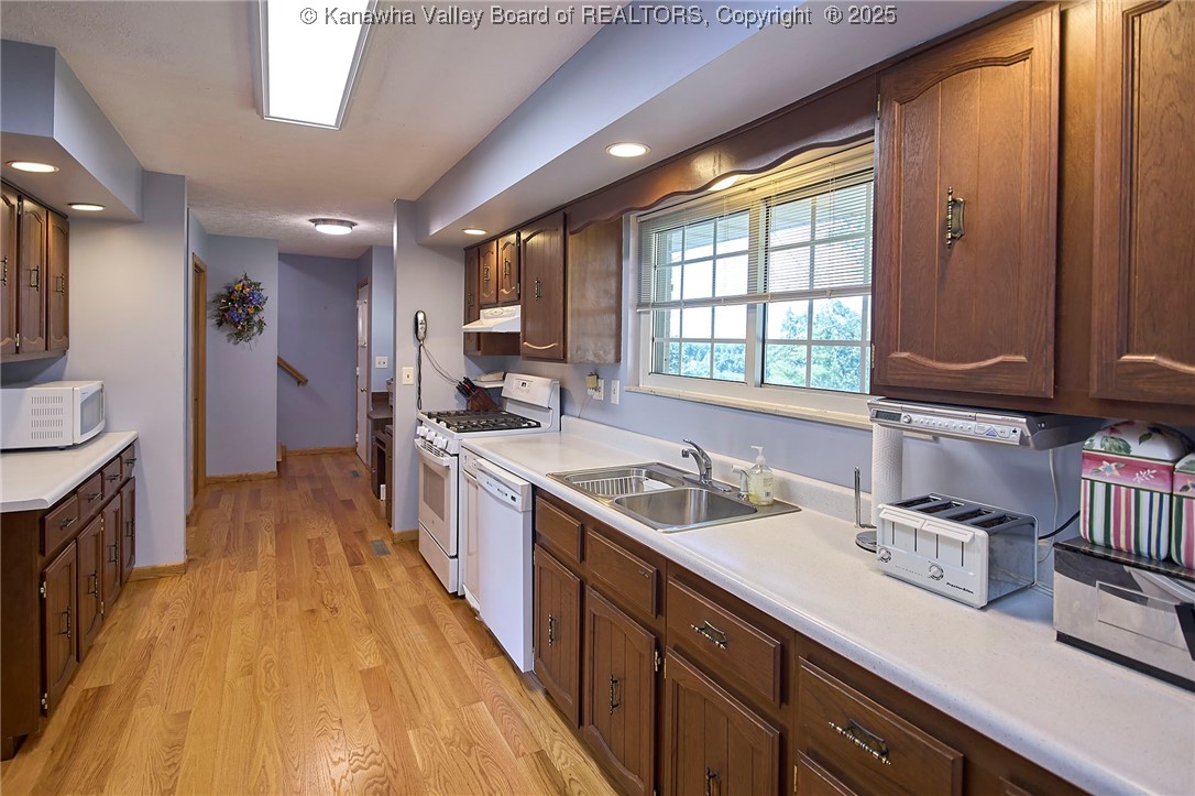 402 Highlawn Drive