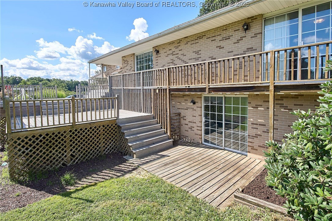 402 Highlawn Drive
