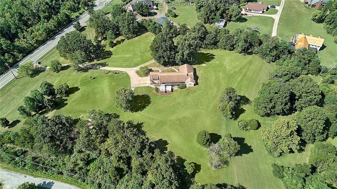 402 Highlawn Drive