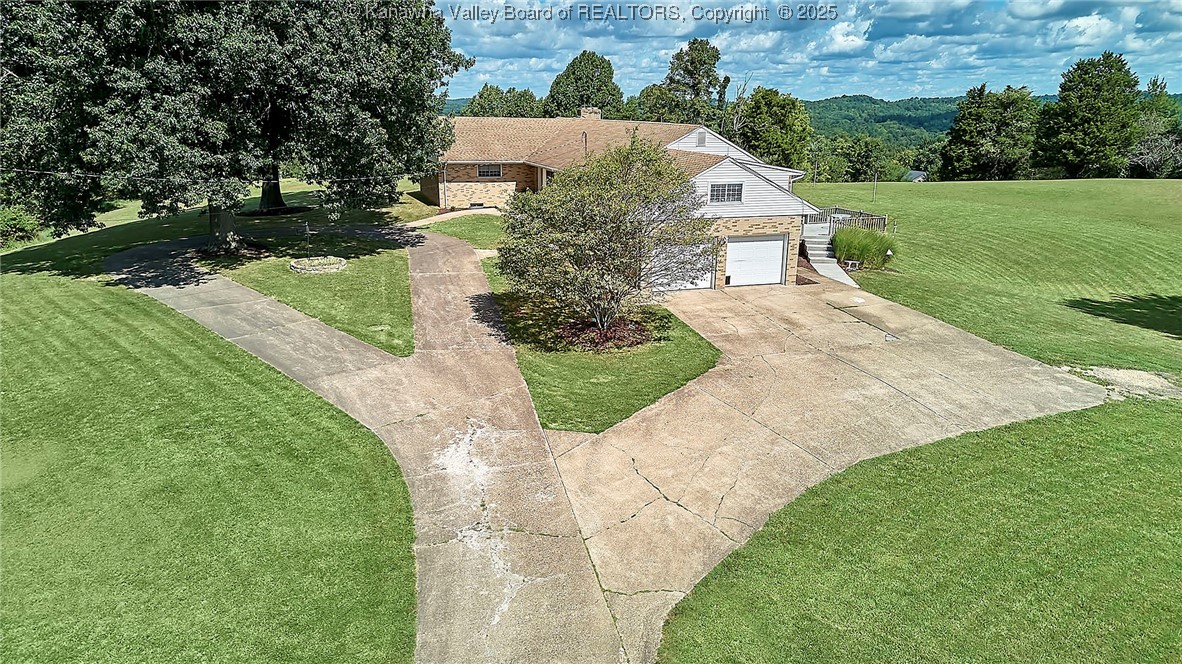 402 Highlawn Drive