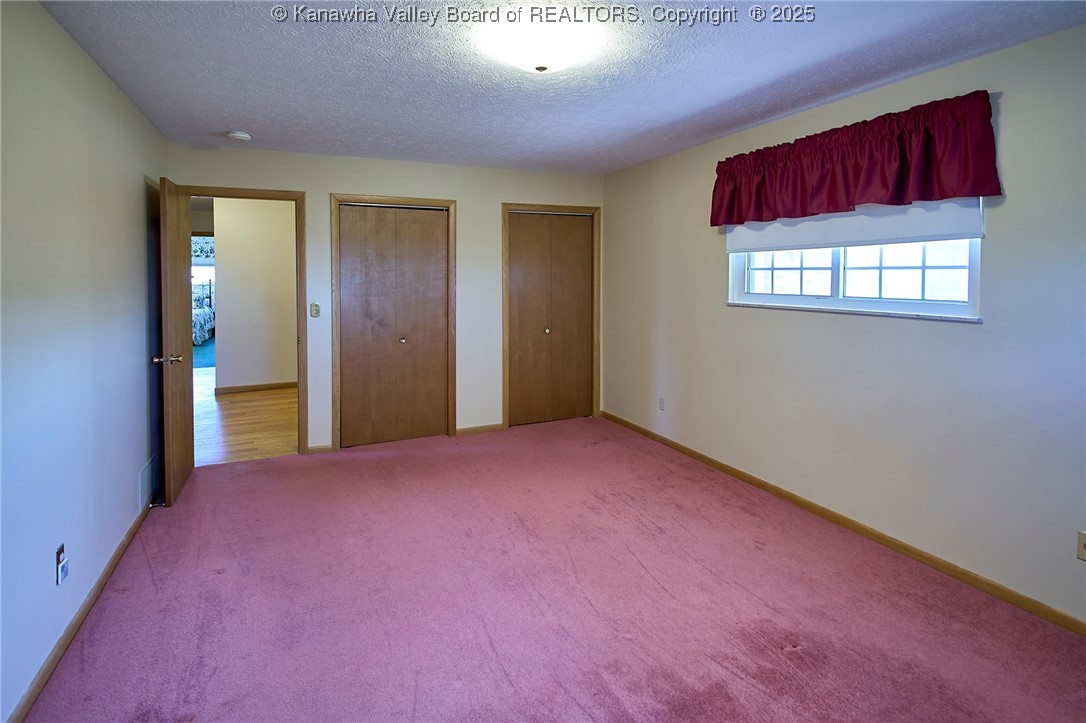 402 Highlawn Drive