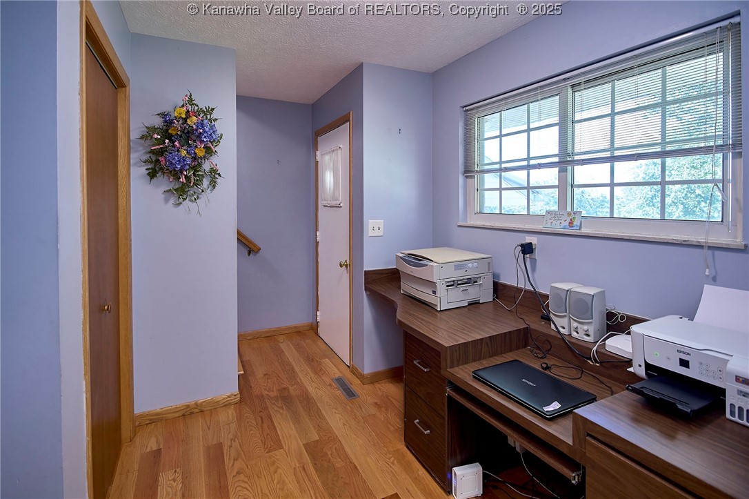 402 Highlawn Drive