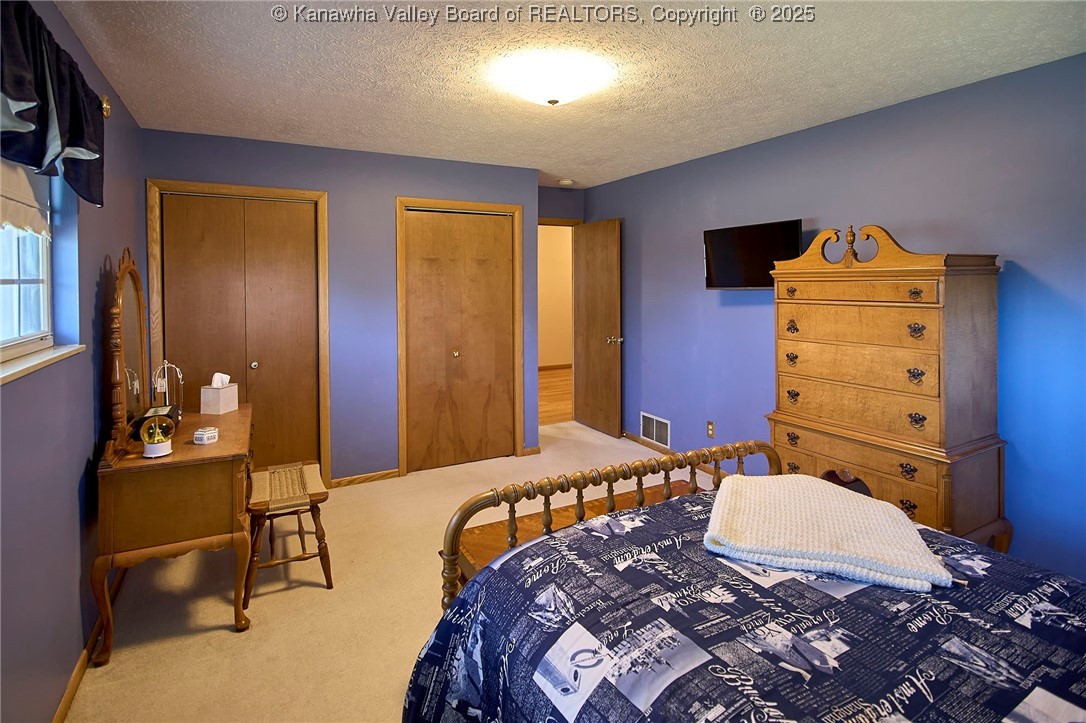 402 Highlawn Drive
