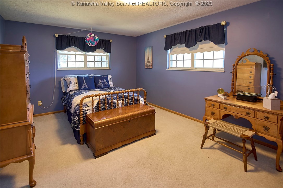 402 Highlawn Drive