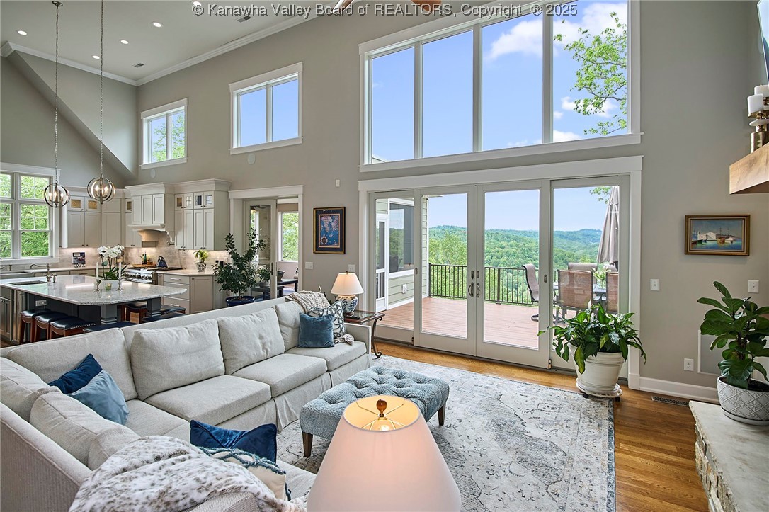 1275 Quail Pointe Drive