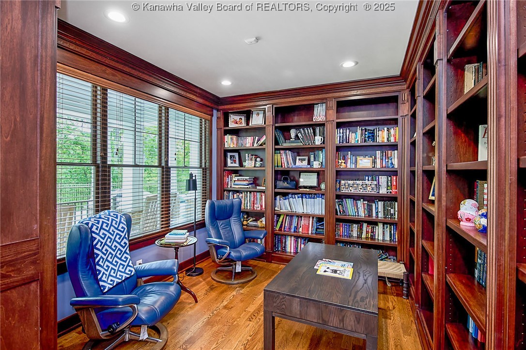 1275 Quail Pointe Drive