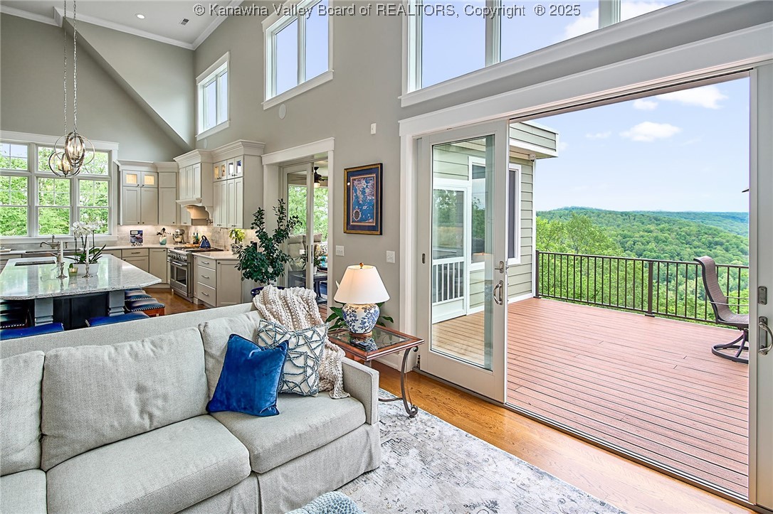 1275 Quail Pointe Drive