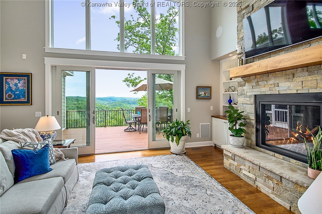 1275 Quail Pointe Drive