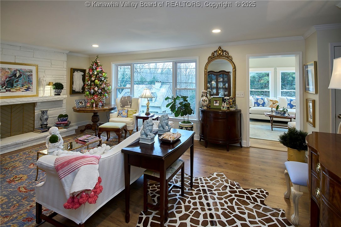 918 Lower Ridgeway Road