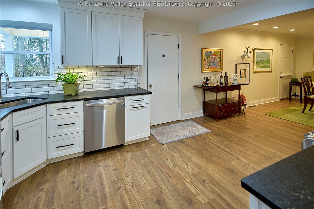 918 Lower Ridgeway Road