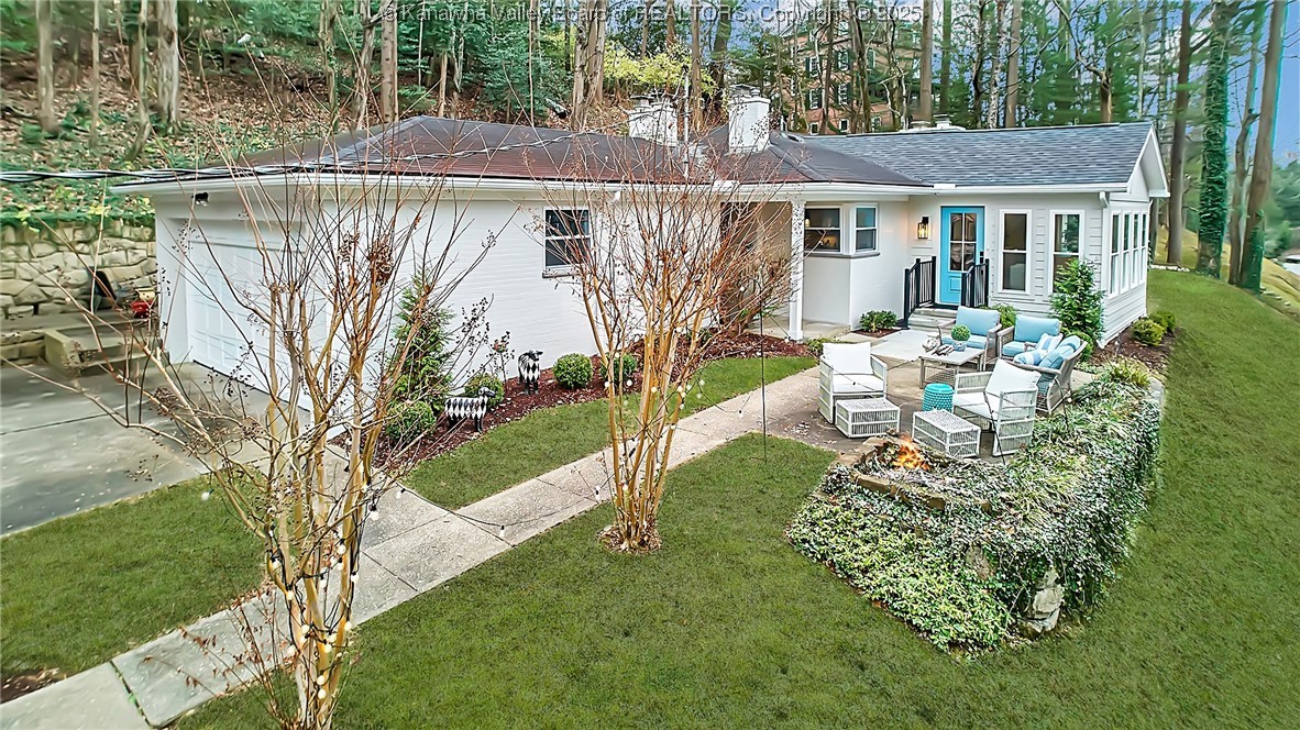 918 Lower Ridgeway Road