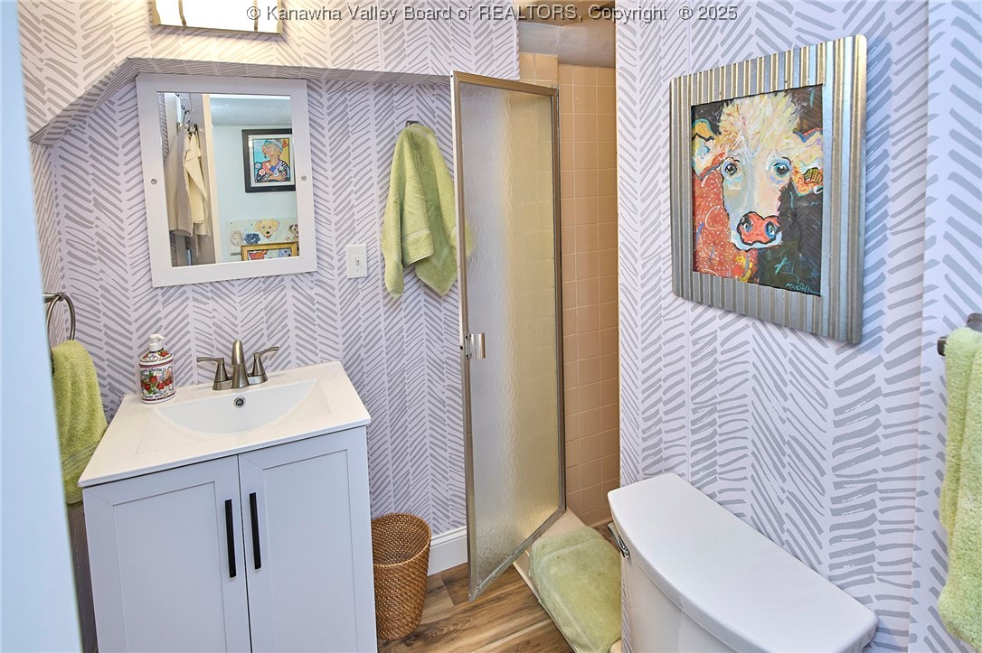 918 Lower Ridgeway Road