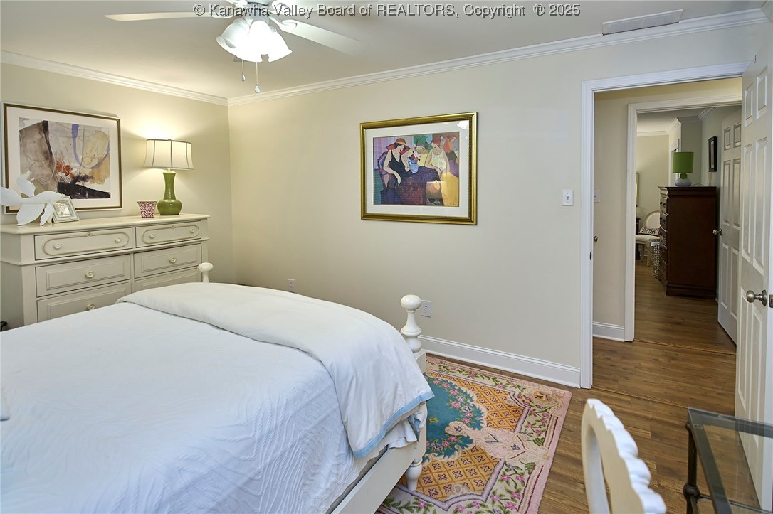 918 Lower Ridgeway Road