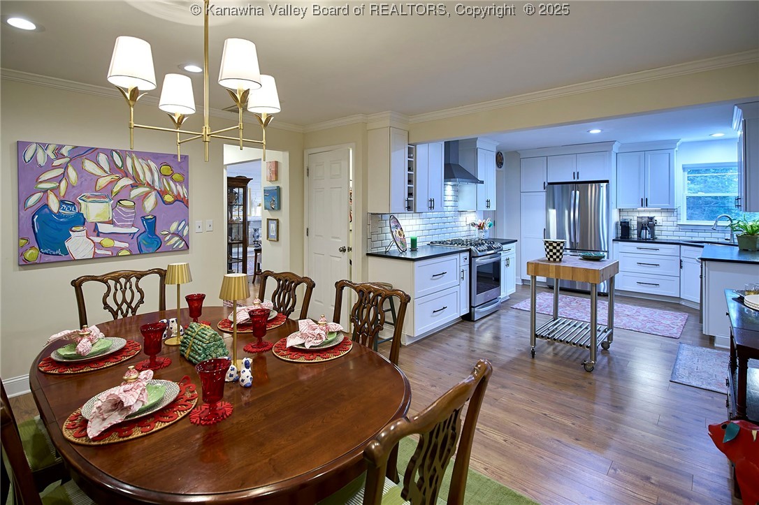 918 Lower Ridgeway Road