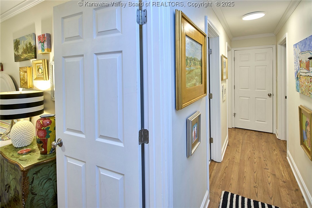 918 Lower Ridgeway Road