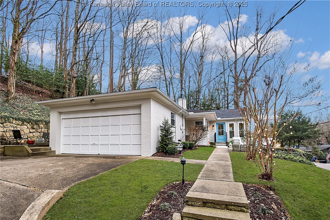 918 Lower Ridgeway Road