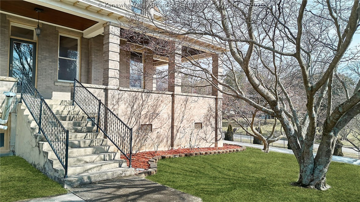 901 Edgewood Drive