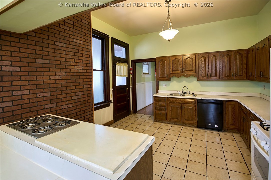 901 Edgewood Drive