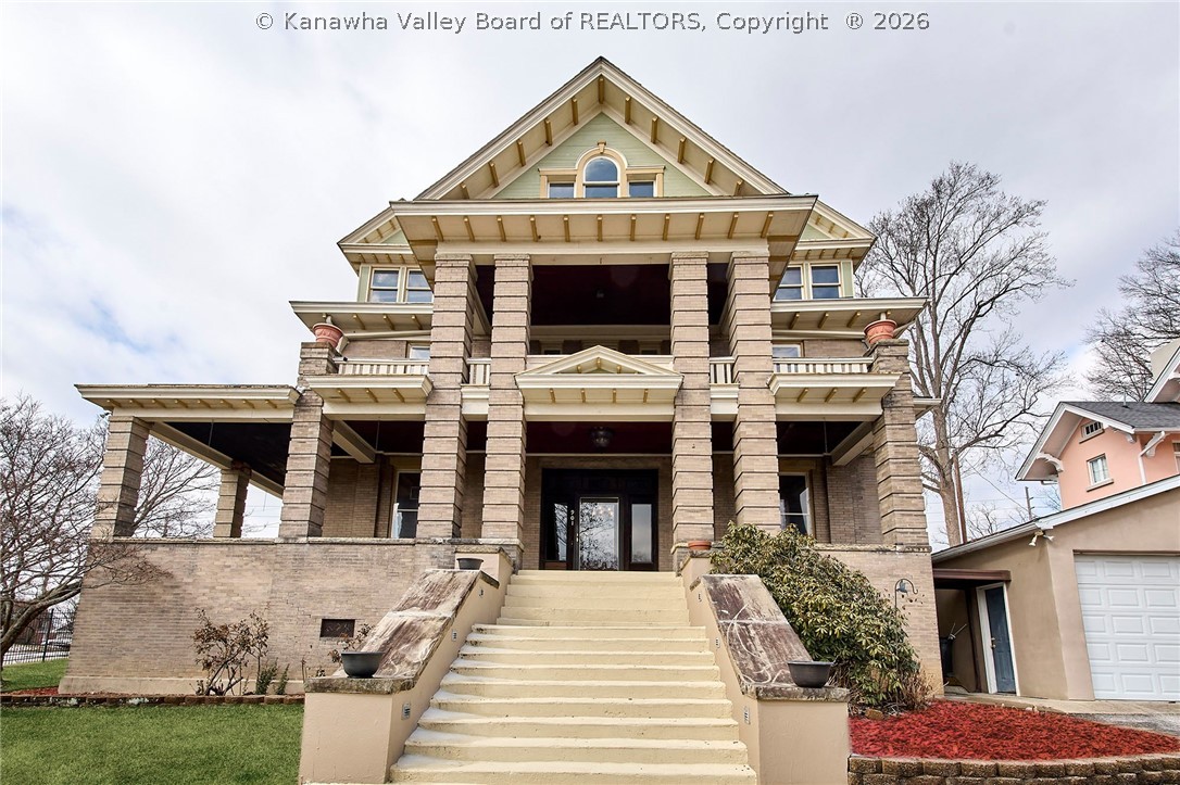 901 Edgewood Drive