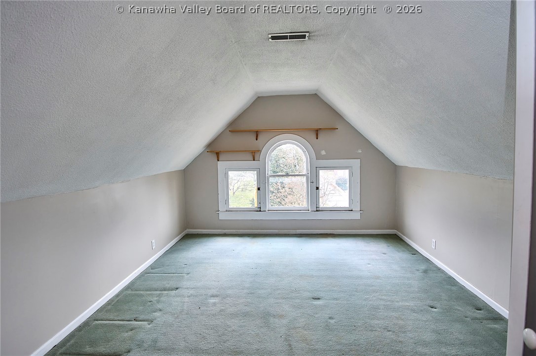 901 Edgewood Drive