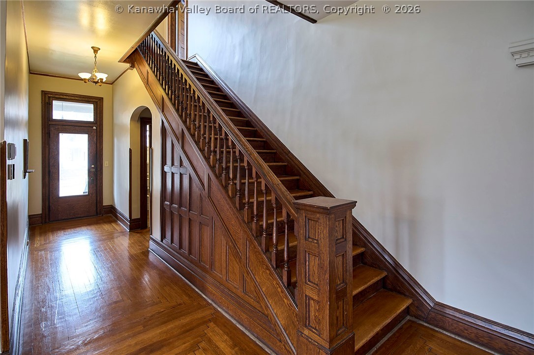 901 Edgewood Drive