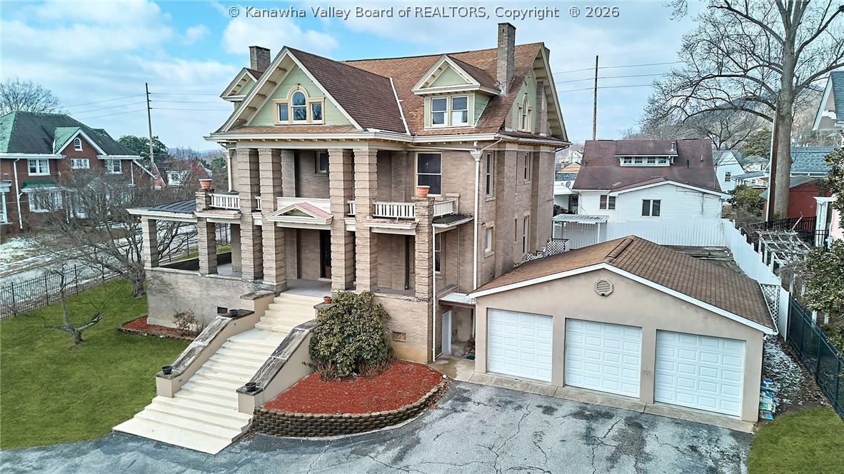 901 Edgewood Drive
