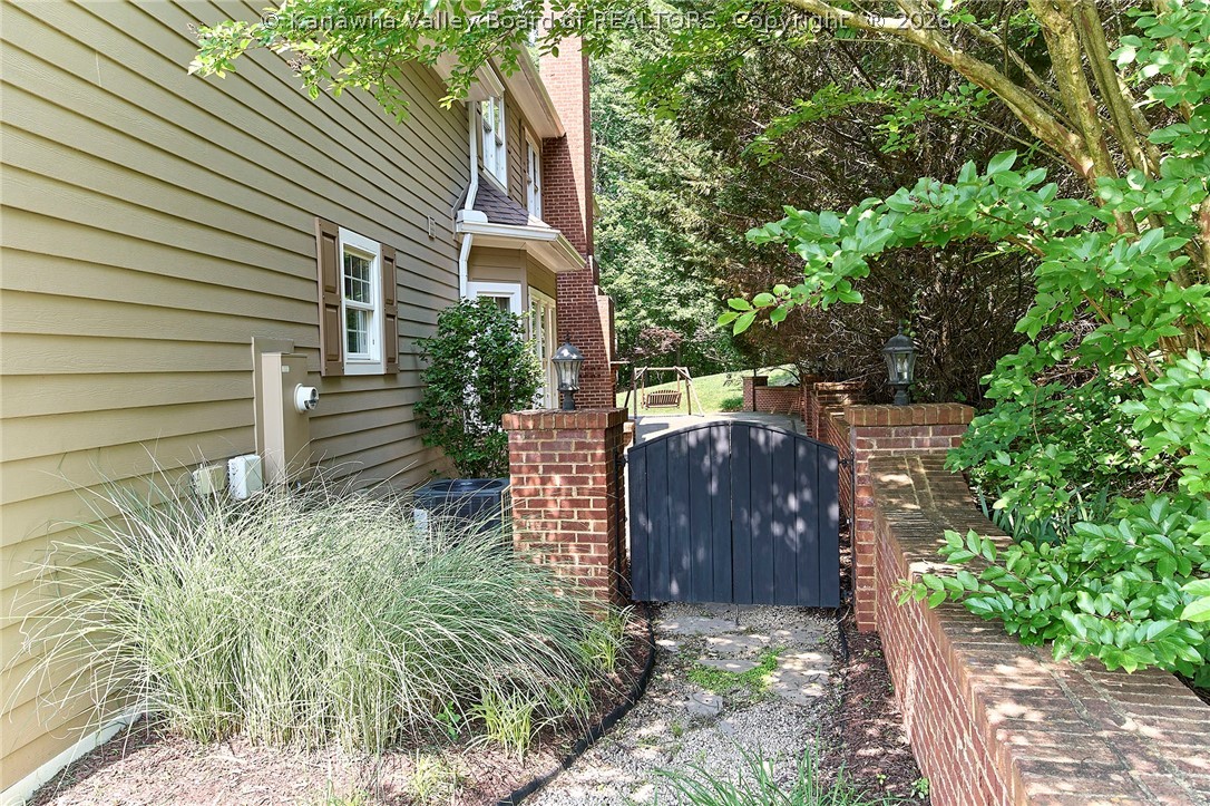 111 Graff Lane