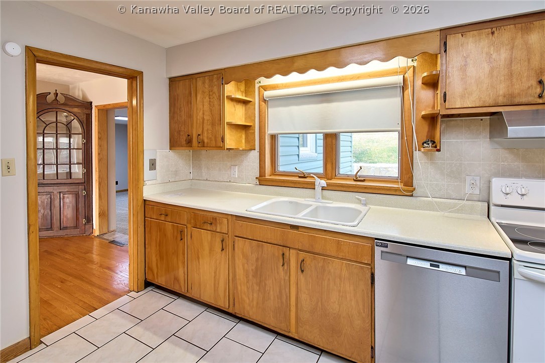 1218 Lyndale Drive