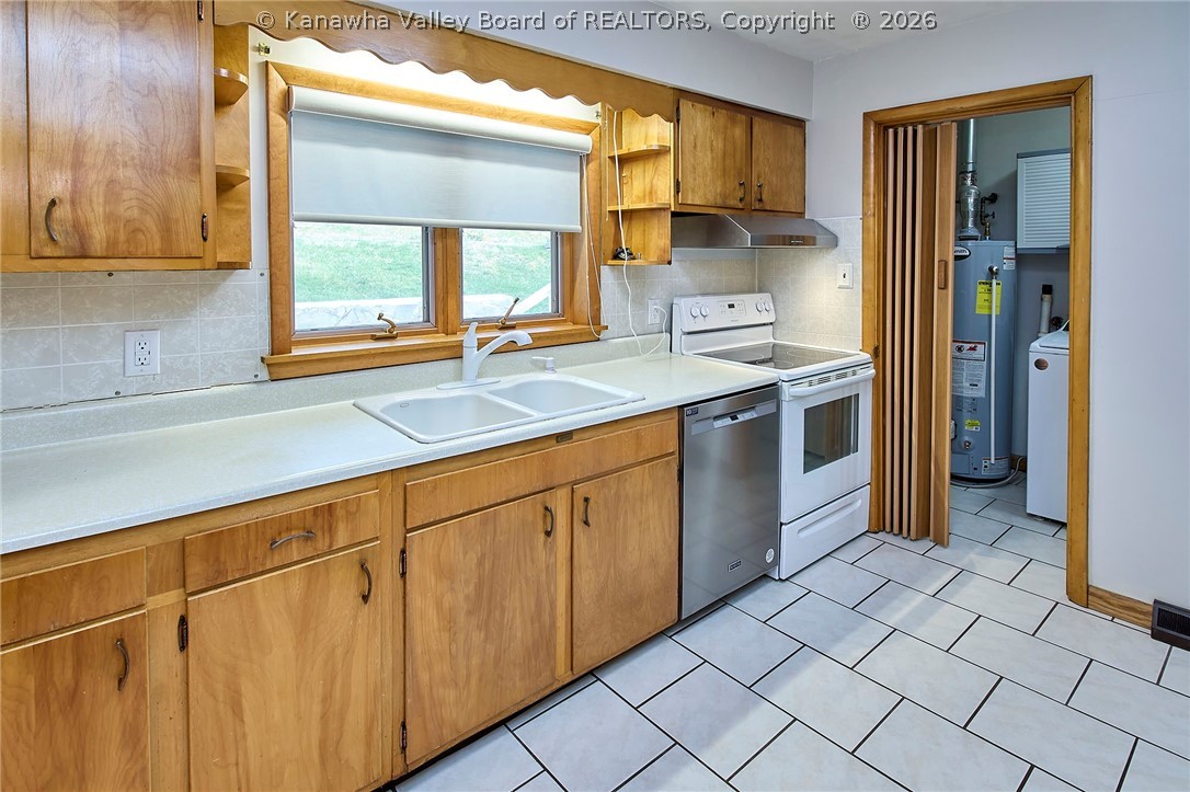 1218 Lyndale Drive