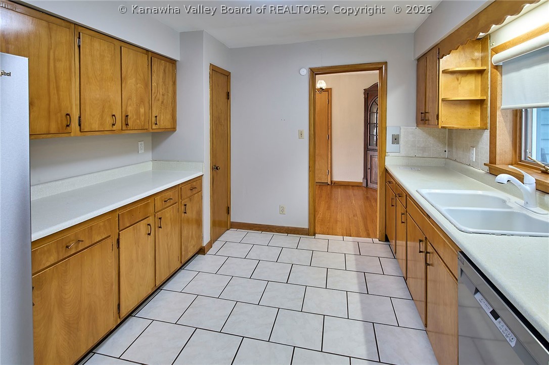 1218 Lyndale Drive