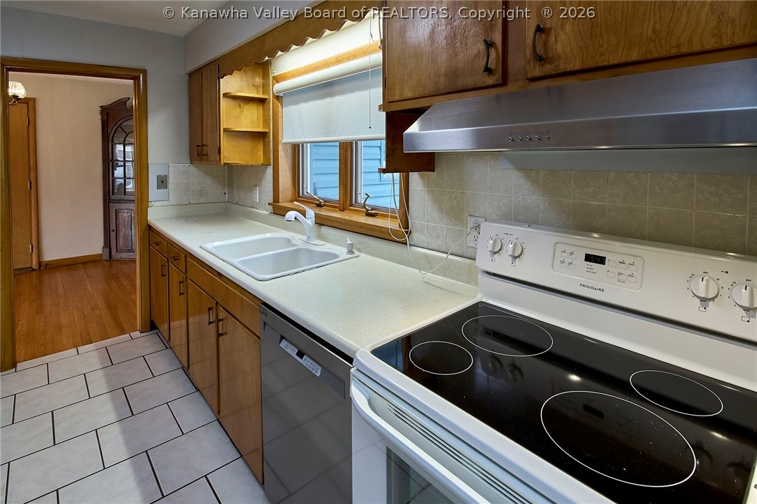 1218 Lyndale Drive