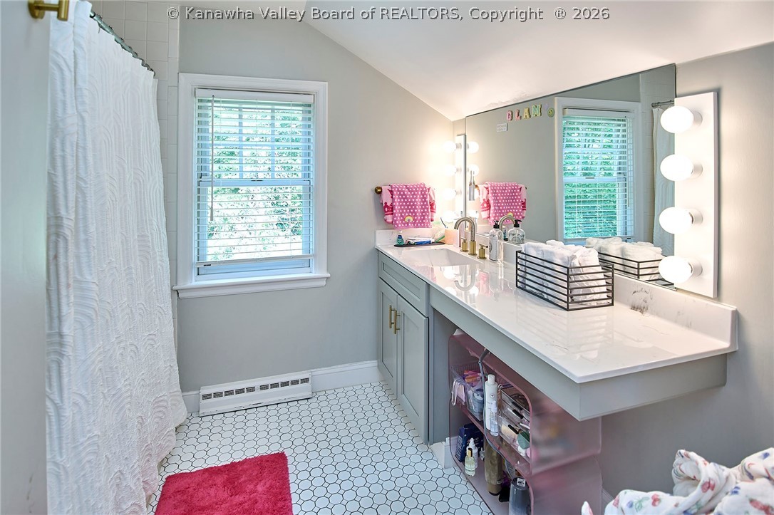 1411 Meadowcrest Drive