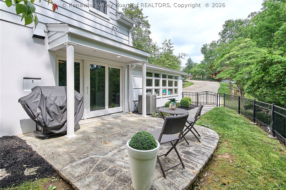 1411 Meadowcrest Drive