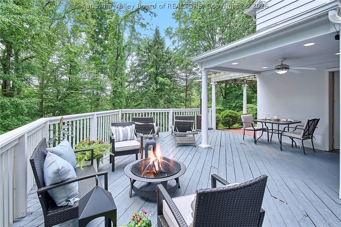 1411 Meadowcrest Drive