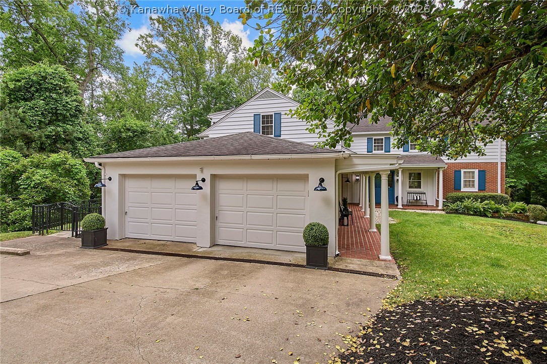 1411 Meadowcrest Drive