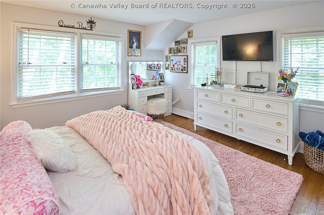 1411 Meadowcrest Drive