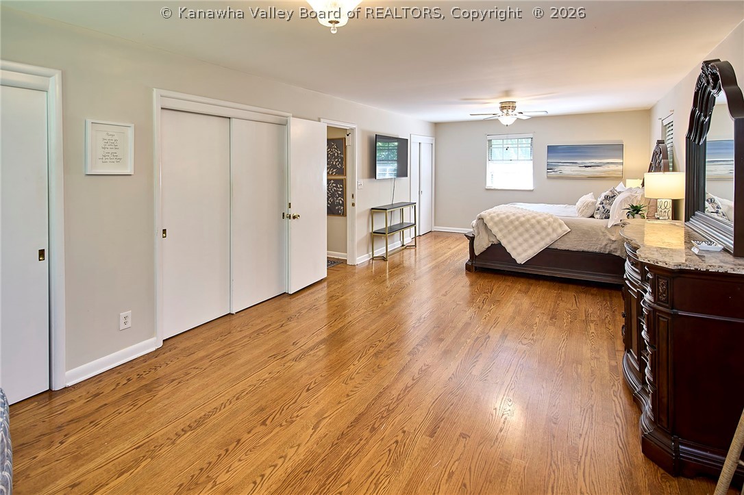 909 Chestnut Road