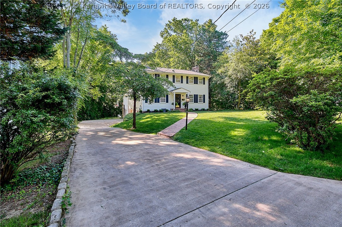 909 Chestnut Road