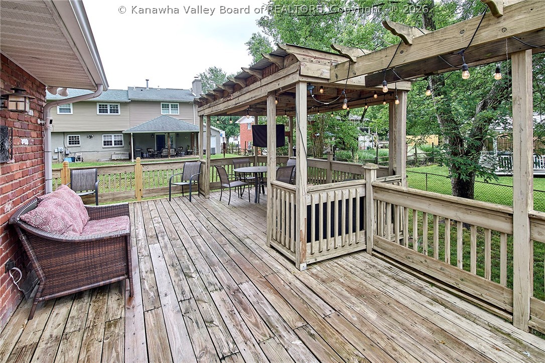 2024 Parkwood Road