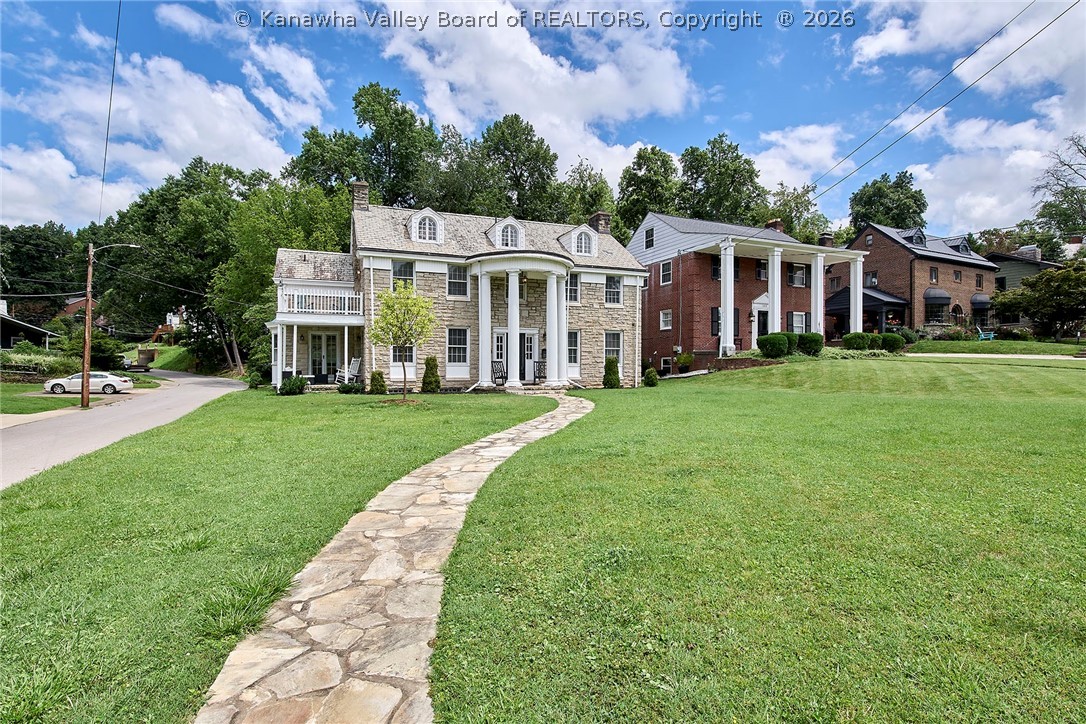1017 Edgewood Drive