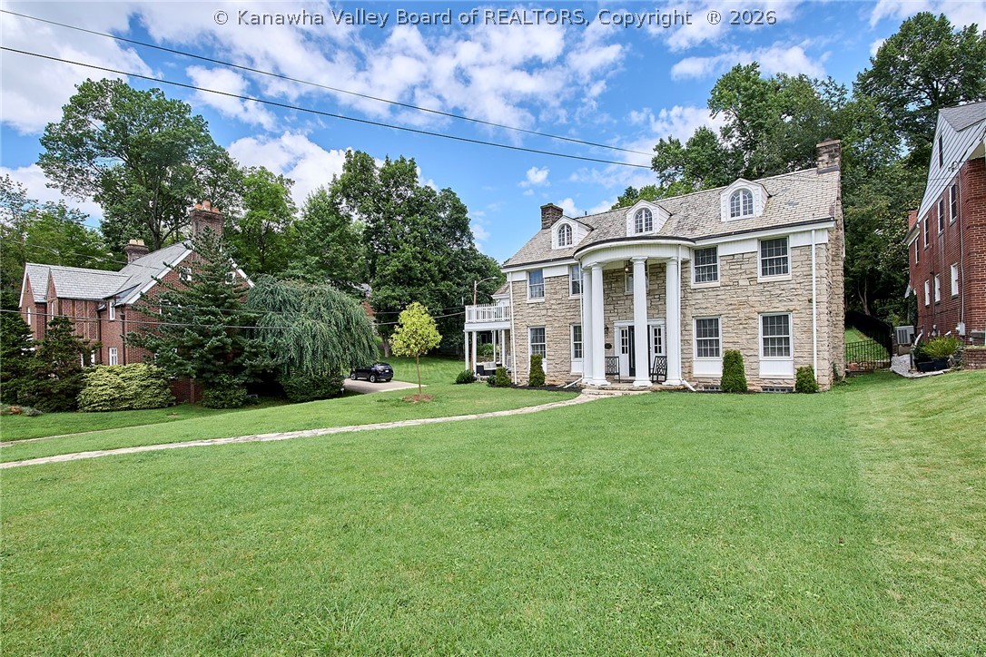 1017 Edgewood Drive