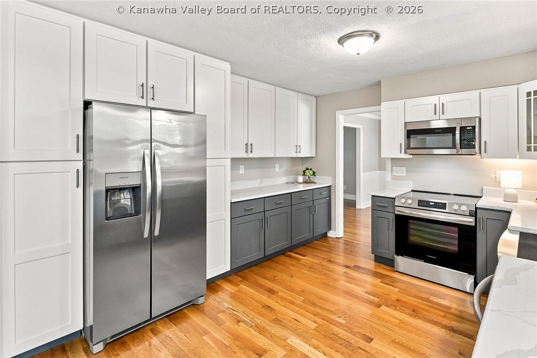 11 Carriage Road