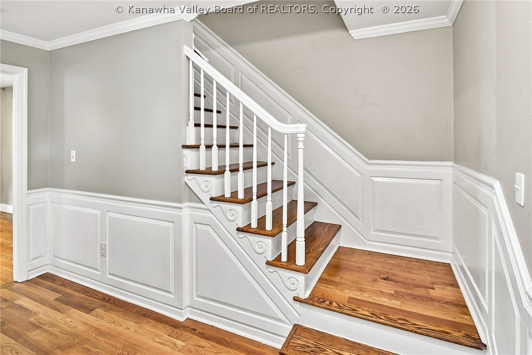 11 Carriage Road