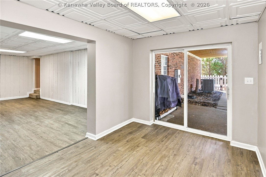 11 Carriage Road